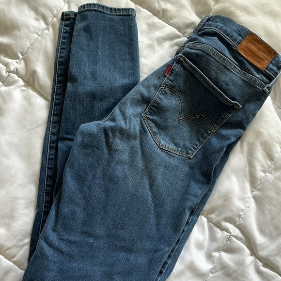 Levi Super Skinny Stretchy Jeans Size 30 - Picture 7 of 8